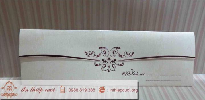 THIỆP CƯỚI DQB 1301 GÂN GỖ